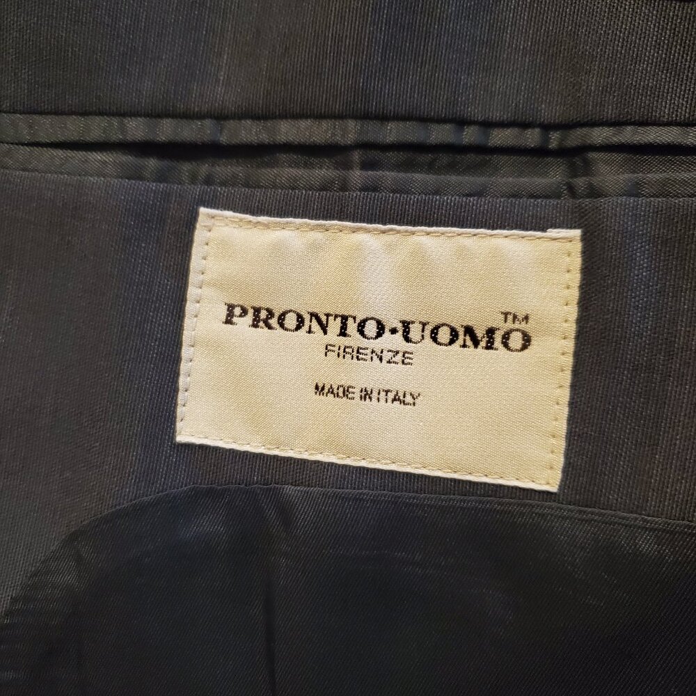 Pronto-Uomo Two-Piece Men's Gray Suit, Size 46R - Picture 6 of 14
